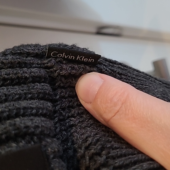 Calvin Klein full zip cotton sweater. Size medium - Picture 4 of 8